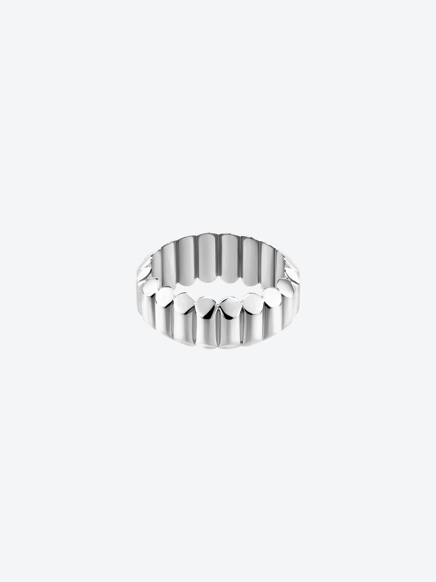 NEW 82 M RING IN WHITE GOLD