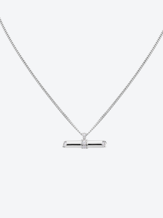 NEW 82 L WHITE GOLD AND DIAMOND PENDANT