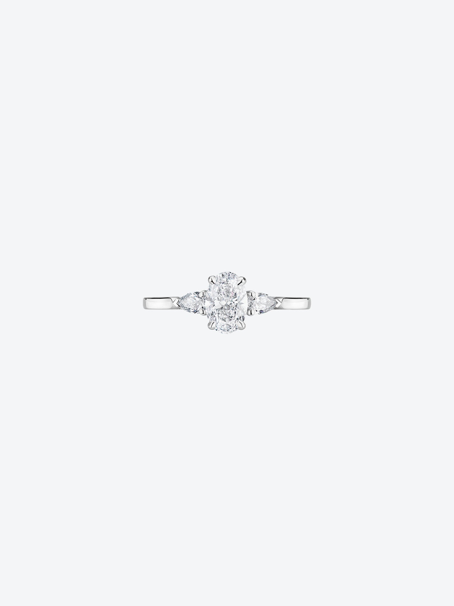 PEAR WHITE GOLD DIAMOND SOLITAIRE