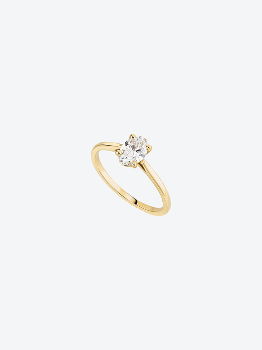 PEAR WHITE GOLD DIAMOND SOLITAIRE