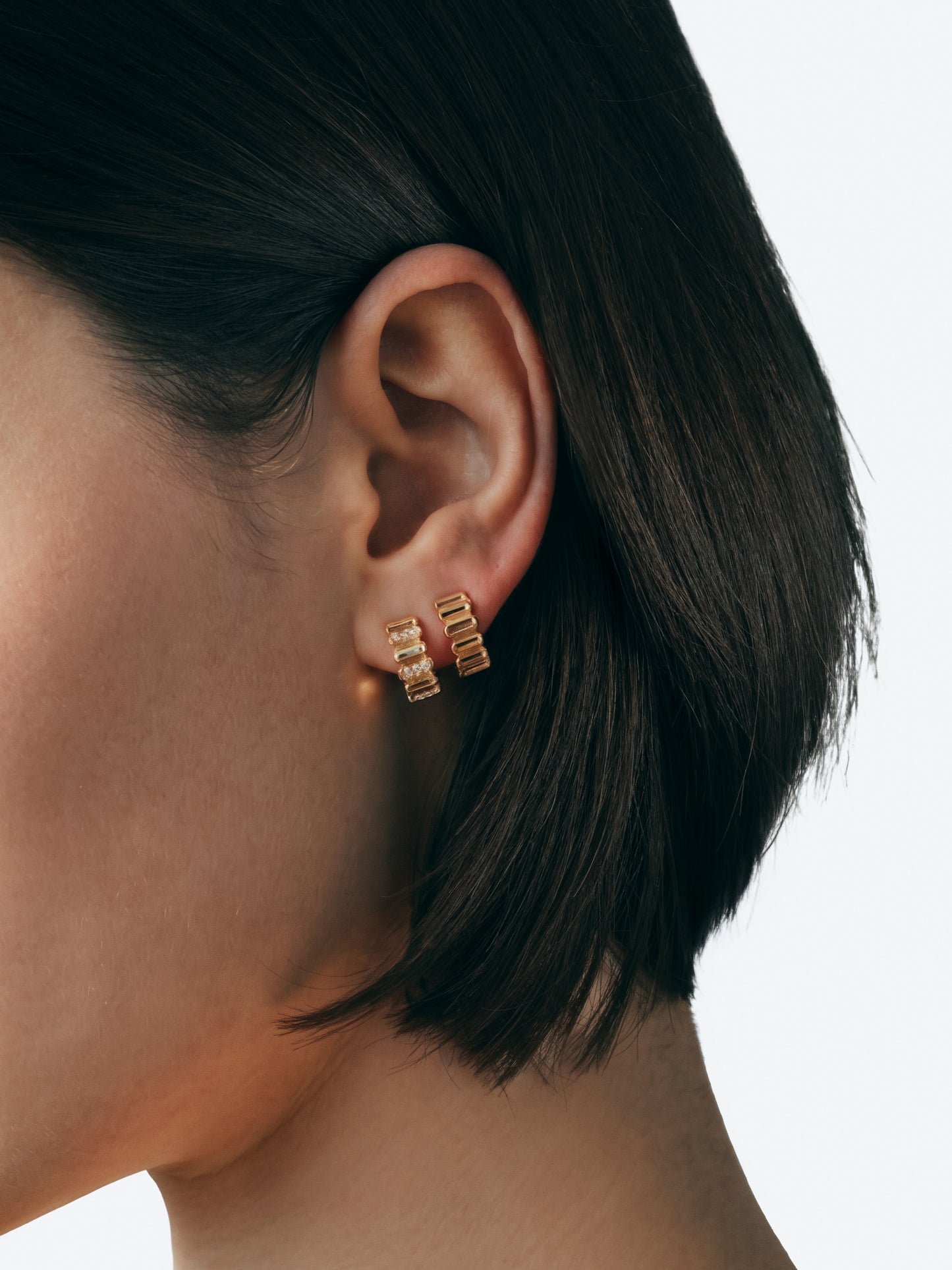 BOUCLES D'OREILLES 82 PETIT MODÈLE OR JAUNE & DIAMANTS 1 RANG SUR 2