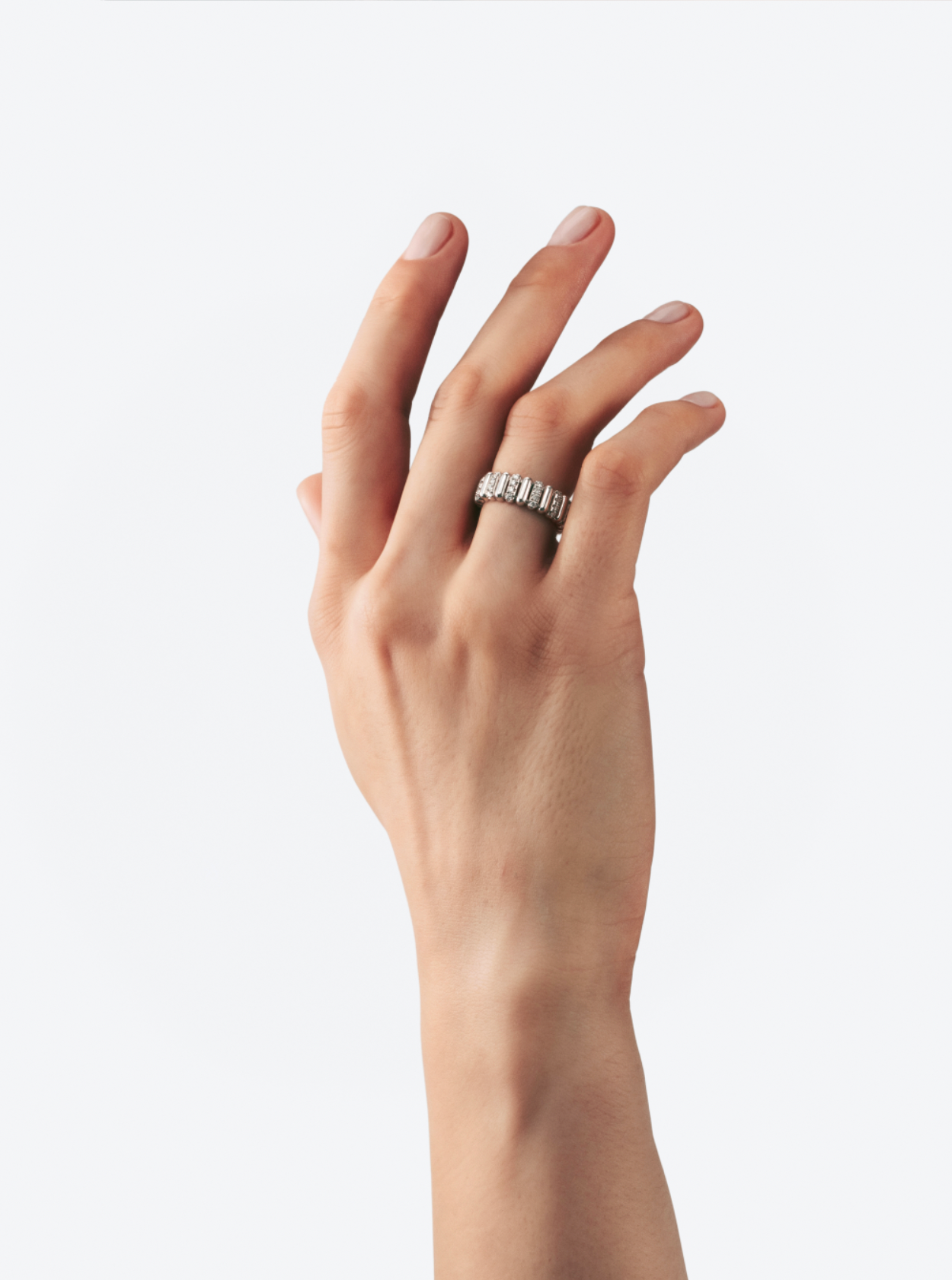 BAGUE 82 MOYEN MODÈLE OR BLANC & DIAMANTS 1 RANG SUR 2