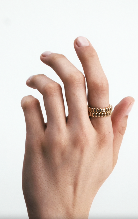 82 PETIT MODÈLE RING IN YELLOW GOLD