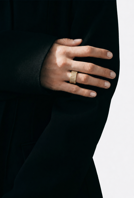 BAGUE 82 GRAND MODÈLE OR JAUNE ENTIÈREMENT SERTIE DIAMANTS