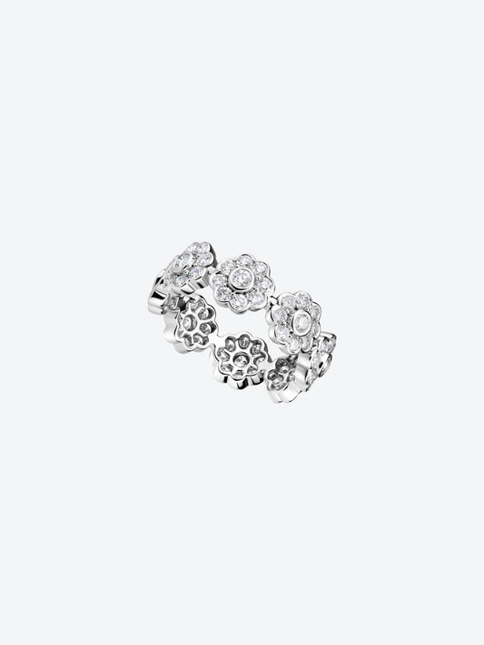 DAISY L RING IN WHITE GOLD AND DIAMONDS