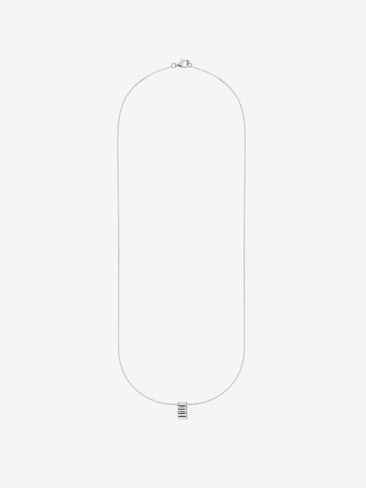 NEW 82 M WHITE GOLD AND DIAMOND PENDANT