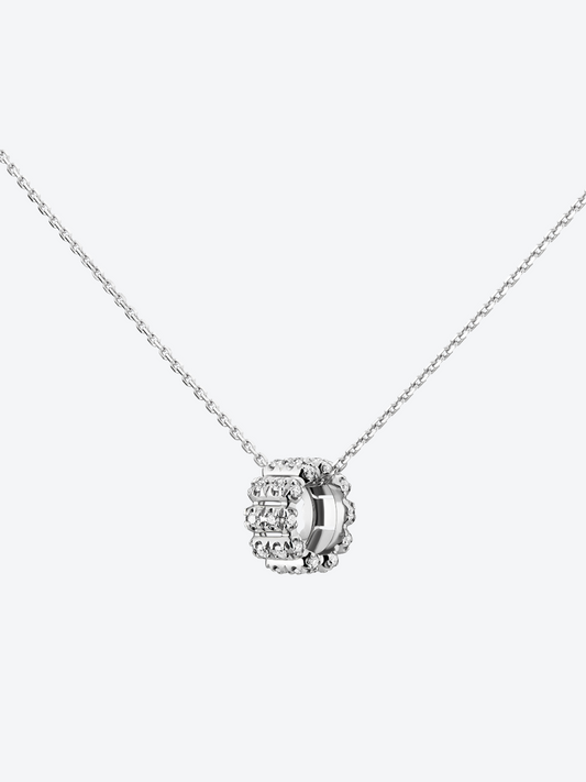 NEW 82 M WHITE GOLD AND DIAMOND PENDANT